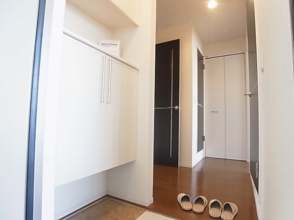 グラン・ヴェルジェⅢ 玄関