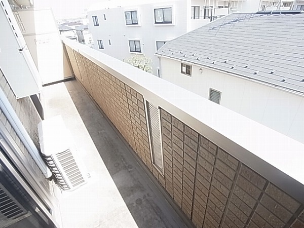 グラン・ヴェルジェⅢ ベランダ