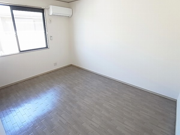 ファミーユ豊四季C ベッドルーム