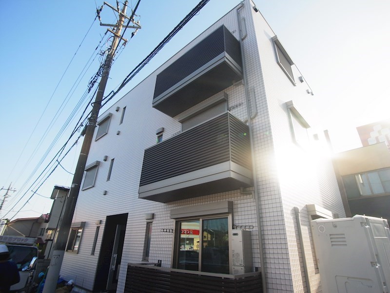 ジュネス 302号室 外観