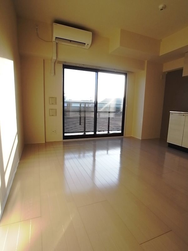 レジデンス・ラフィネ リビング