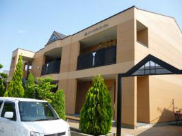 オーパ・ヴィラージュ 203号室 外観