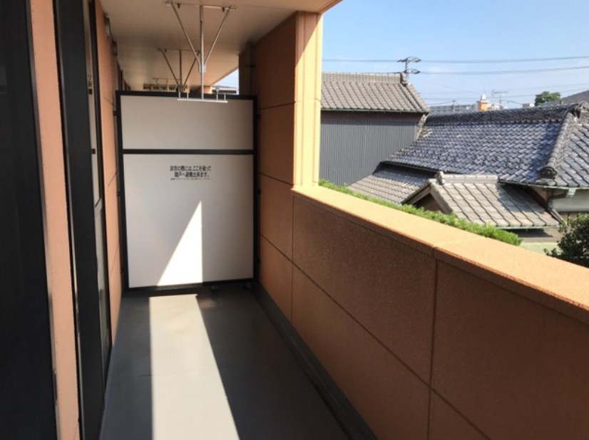 オーパ・ヴィラージュ ベランダ