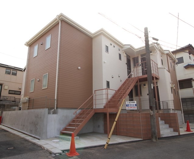 コンフォーレ六実 102号室 外観