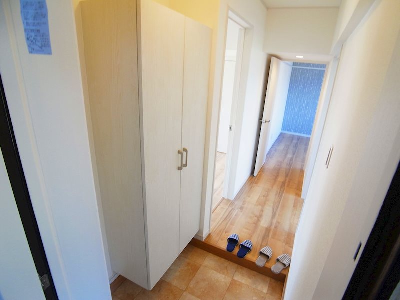 源七第一コーポラス 玄関