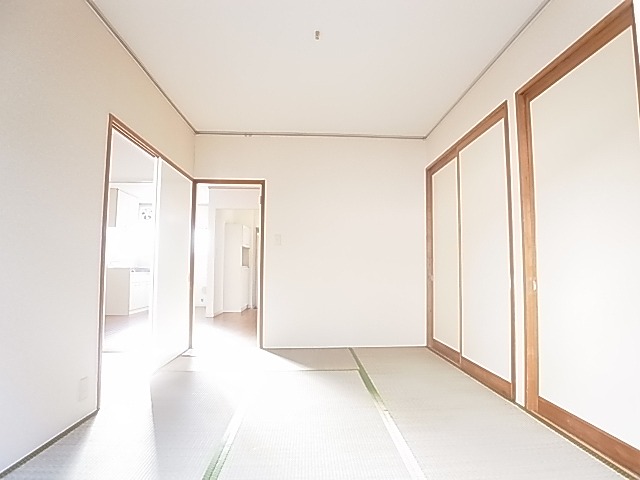 ラブリーホームB ベッドルーム