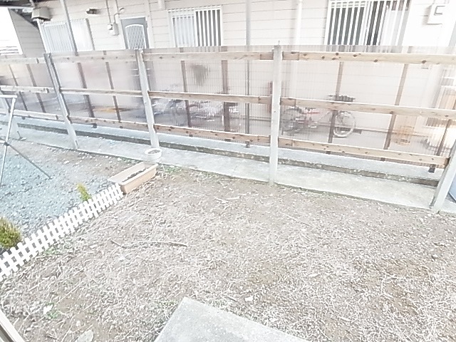 ラブリーホームB ベランダ