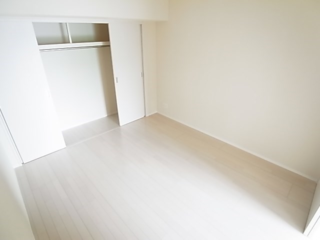 レジデンス・ラフィネ ベッドルーム