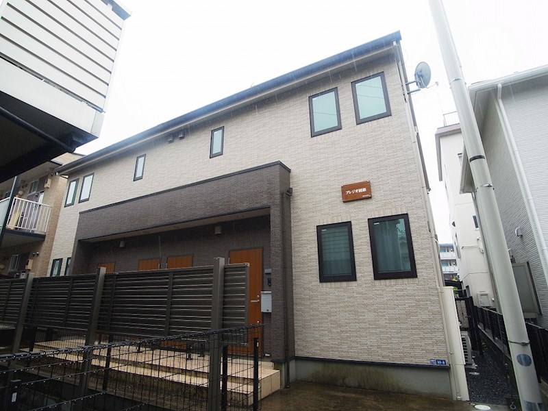 プレジオ綾瀬 外観