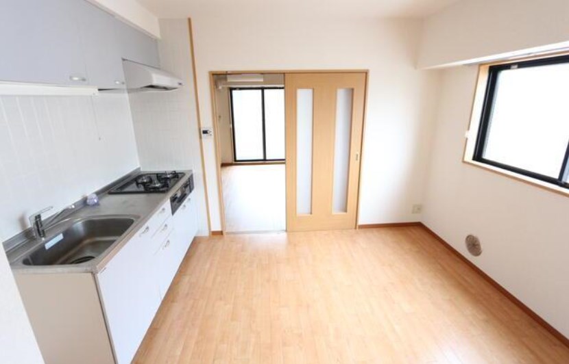 タウンコートサカエ リビング