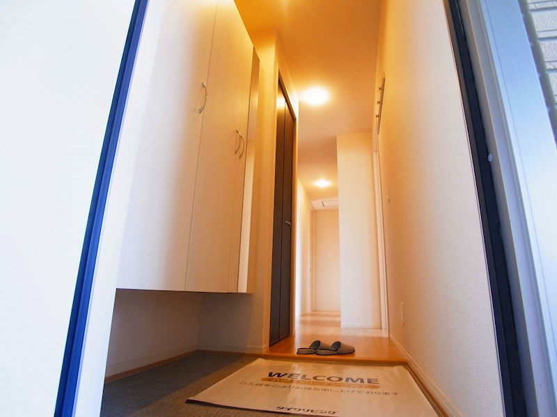 コンフォールコート 玄関
