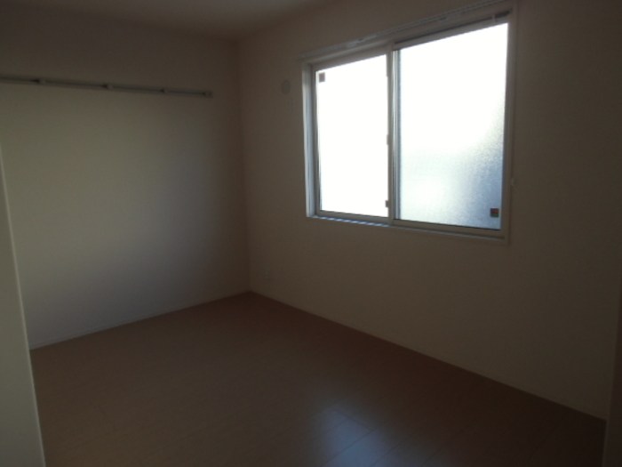 サンルミエールＢ ベッドルーム