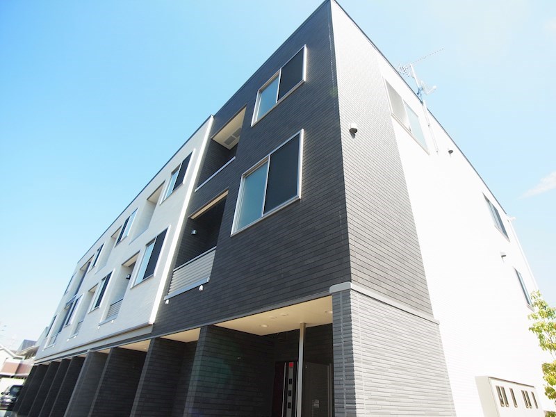 ヒルズ・コート  302号室 外観