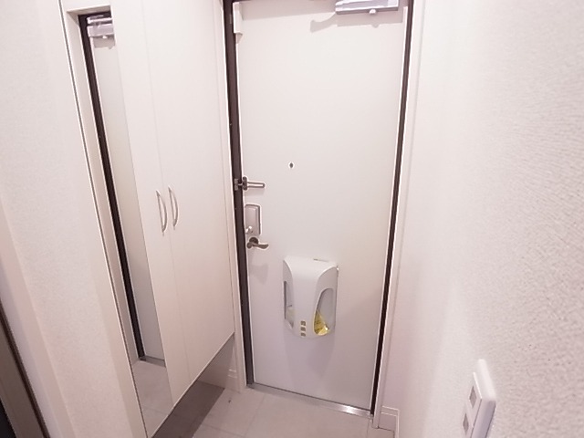 LUZ 玄関