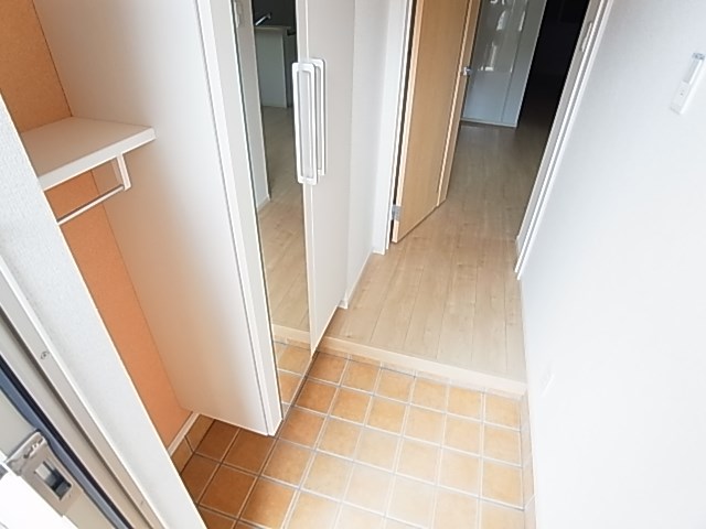 ガーデナーズ　ヒル 玄関