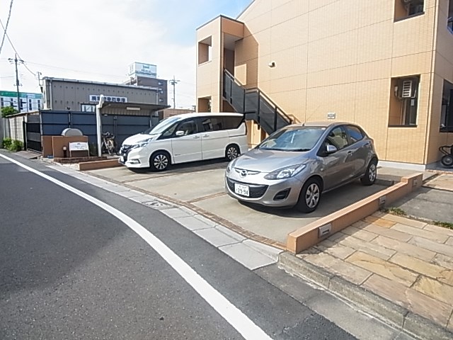 Hyu-ga（日向） 駐車場