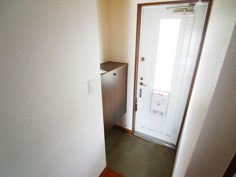 サブラインセジュール 玄関