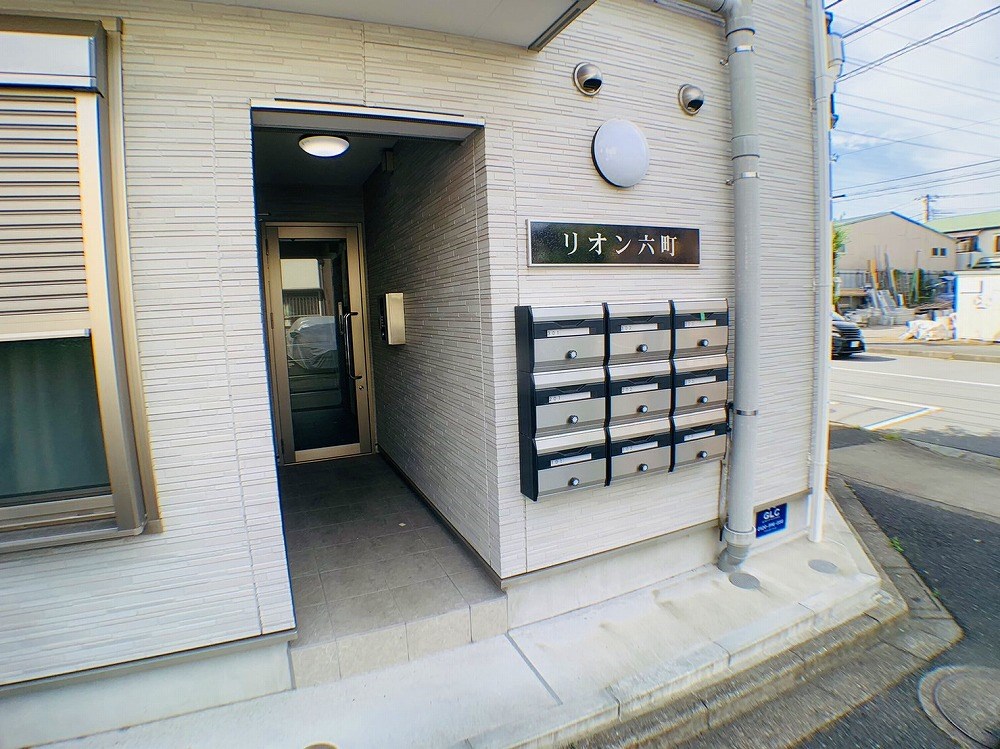 リオン六町  エントランス