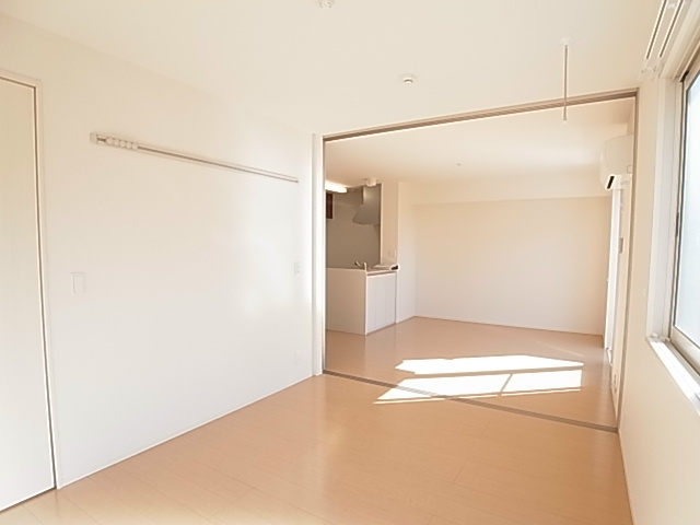 サニーハウスB棟  ベッドルーム