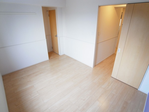 アルファ　クレスト ベッドルーム