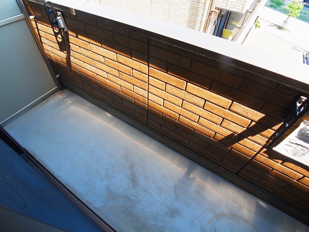 エレガンス・チヨダ２ ベランダ