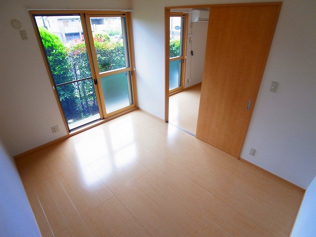 リシアンサス・ガーデンＢ ベッドルーム