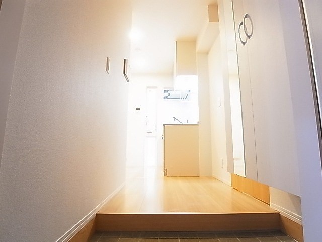 ブリーズ綾瀬 玄関