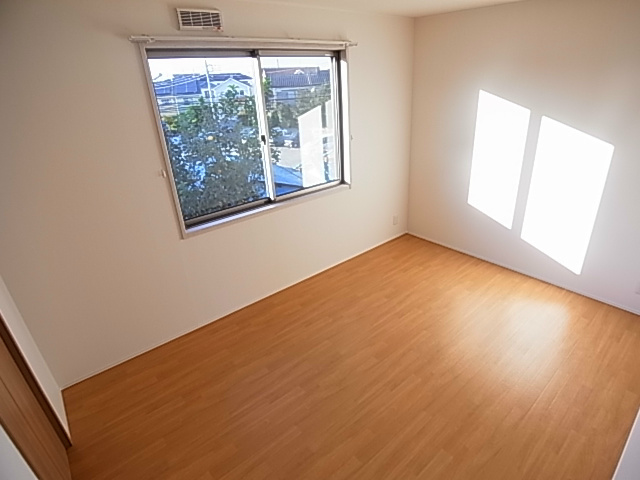 八ヶ崎戸建貸家 ベッドルーム