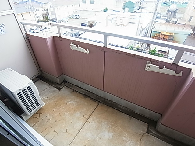 フローレンスビレッジⅢ ベランダ