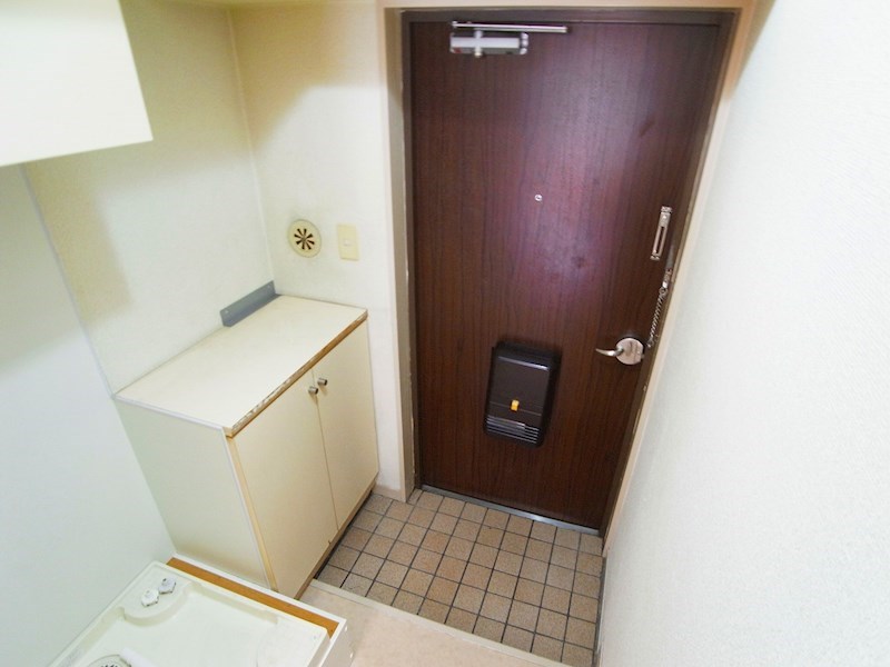 ロザール松戸 玄関