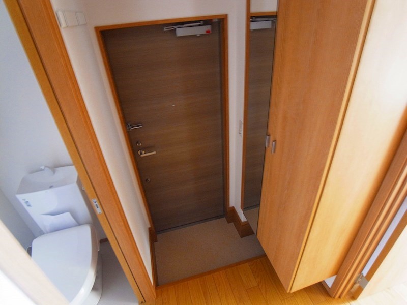 ジュネス東松戸 玄関