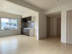 エーフラット　入谷 リビング