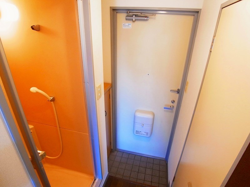 エスポワールトミタ 玄関