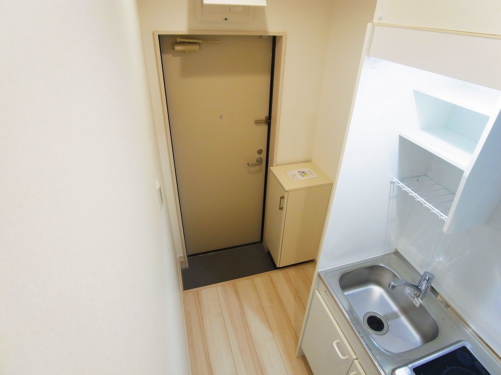 ＭＥＬＤＩＡ足立4丁目 玄関