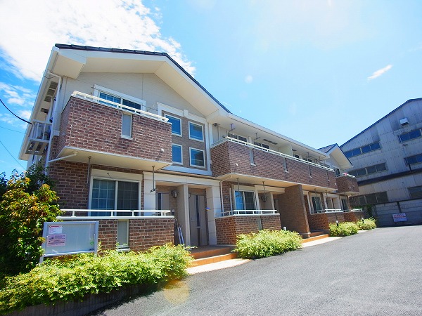 パイン ヒル 204号室 外観