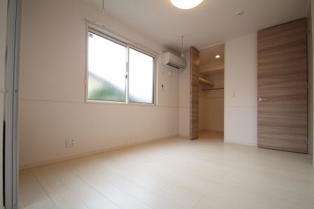 Ｄ－ｒｏｏｍ煌（キララ） ベッドルーム
