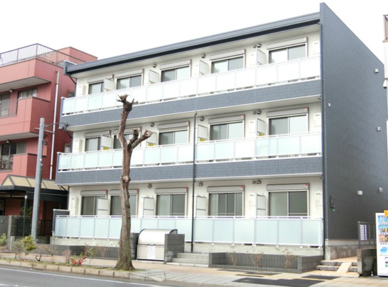 リブリ・Ｅｍｅｒｇｅｎｃｅ　Ⅱ 305号室 外観