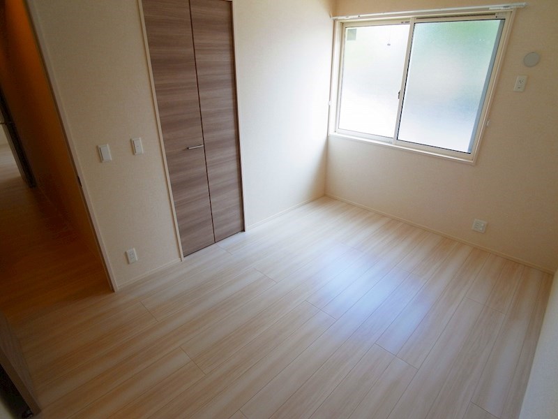 シャロット ベッドルーム