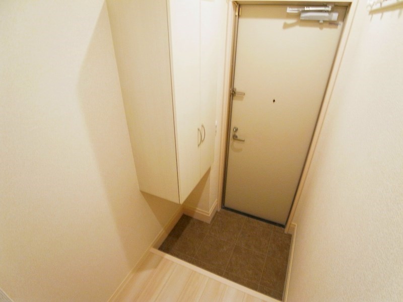 アゼリアコートⅠ 玄関