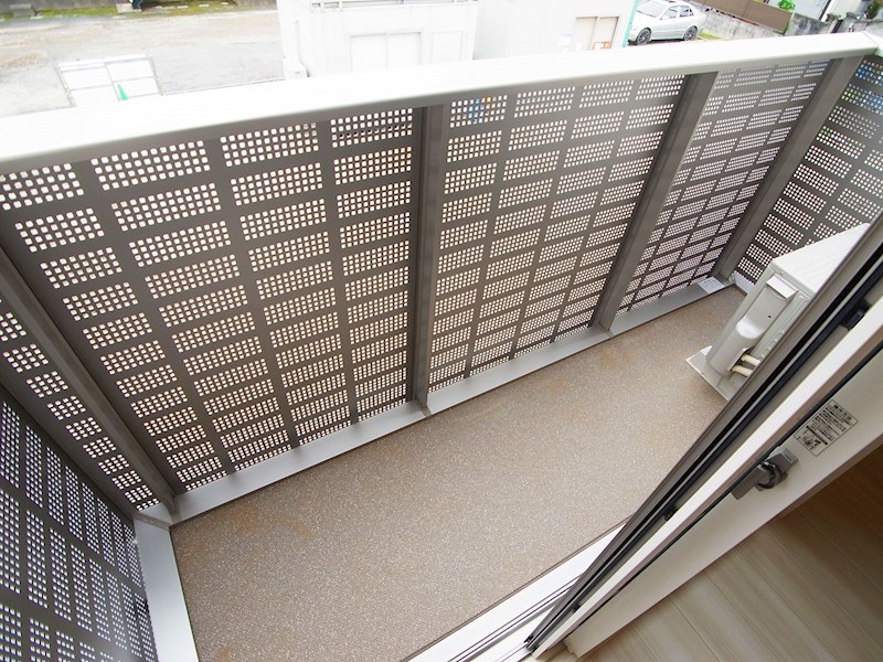 アゼリアコートⅠ ベランダ