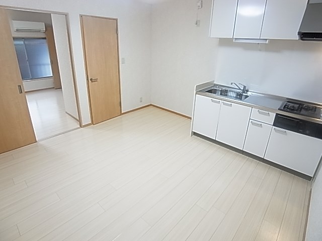 メゾントラスト千住柳原 リビング