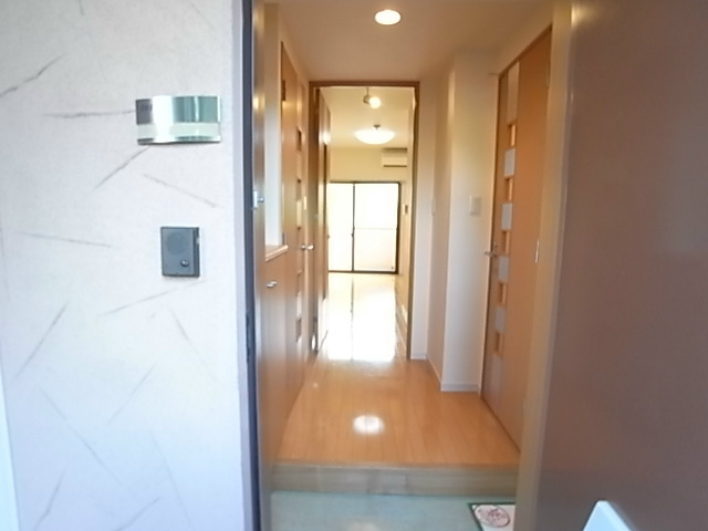 ウィッシュ・スクエア・イースト 玄関