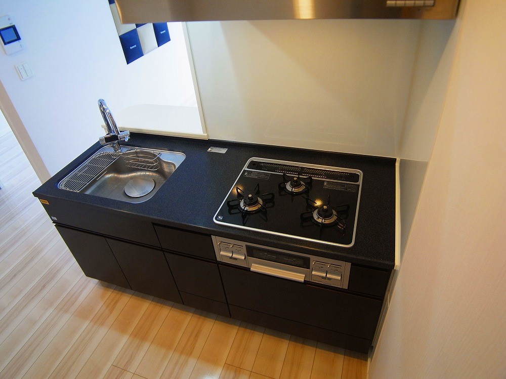 ミルーナヒルズエグラス梅島 キッチン