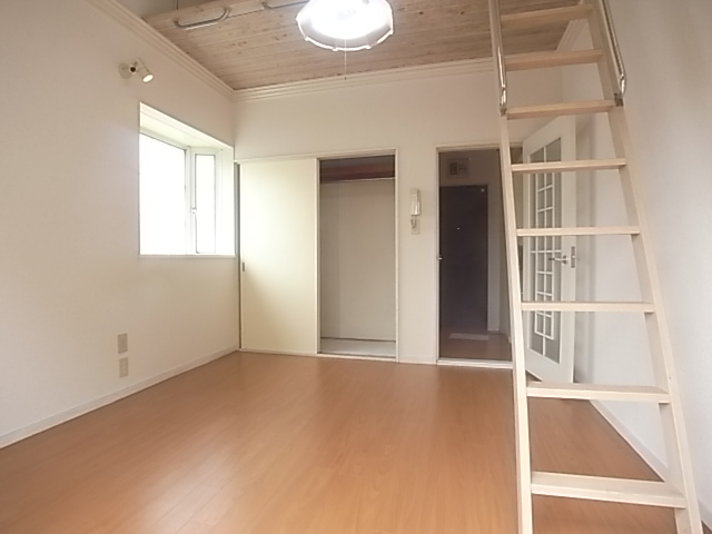 ノーリーズン柏 リビング