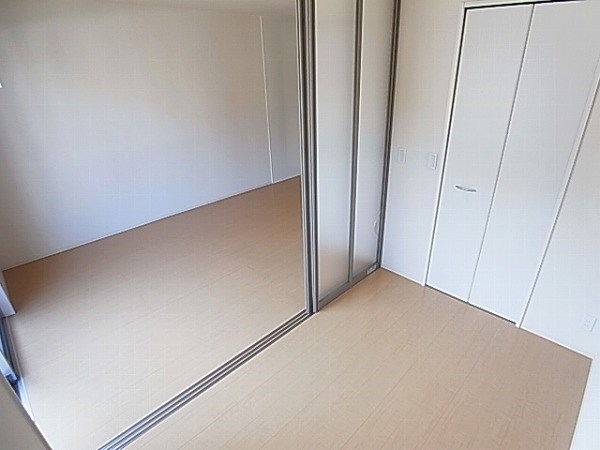 クレストフォート ベッドルーム