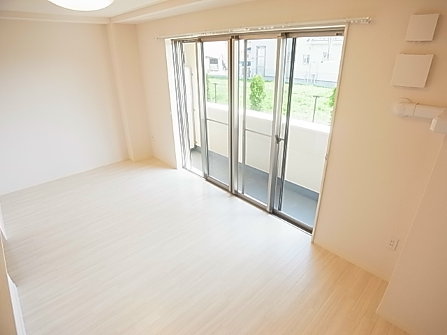 グランド　ライン リビング