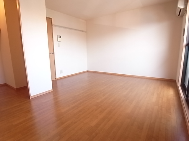 セレニティーホームズＡ ベッドルーム