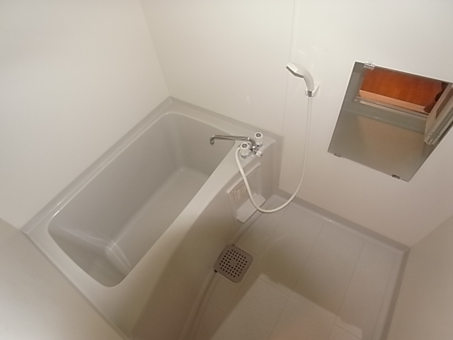 セレニティーホームズＡ 風呂画像