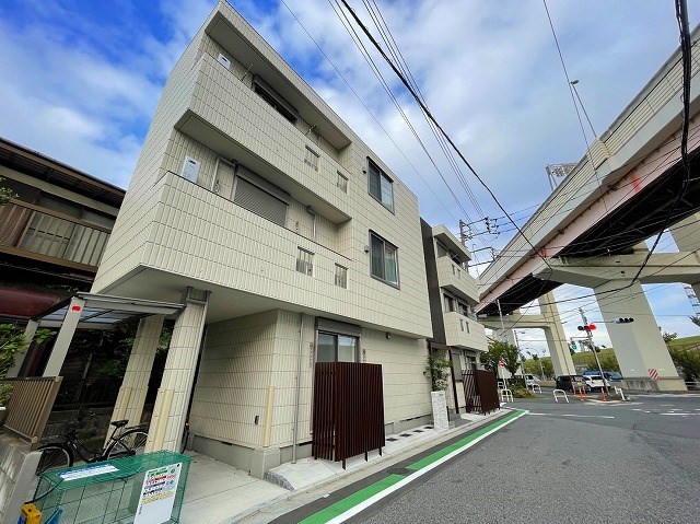 プライムクレスト　 駐車場