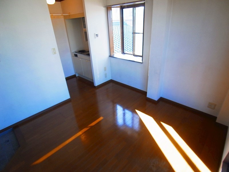 オオツコート リビング